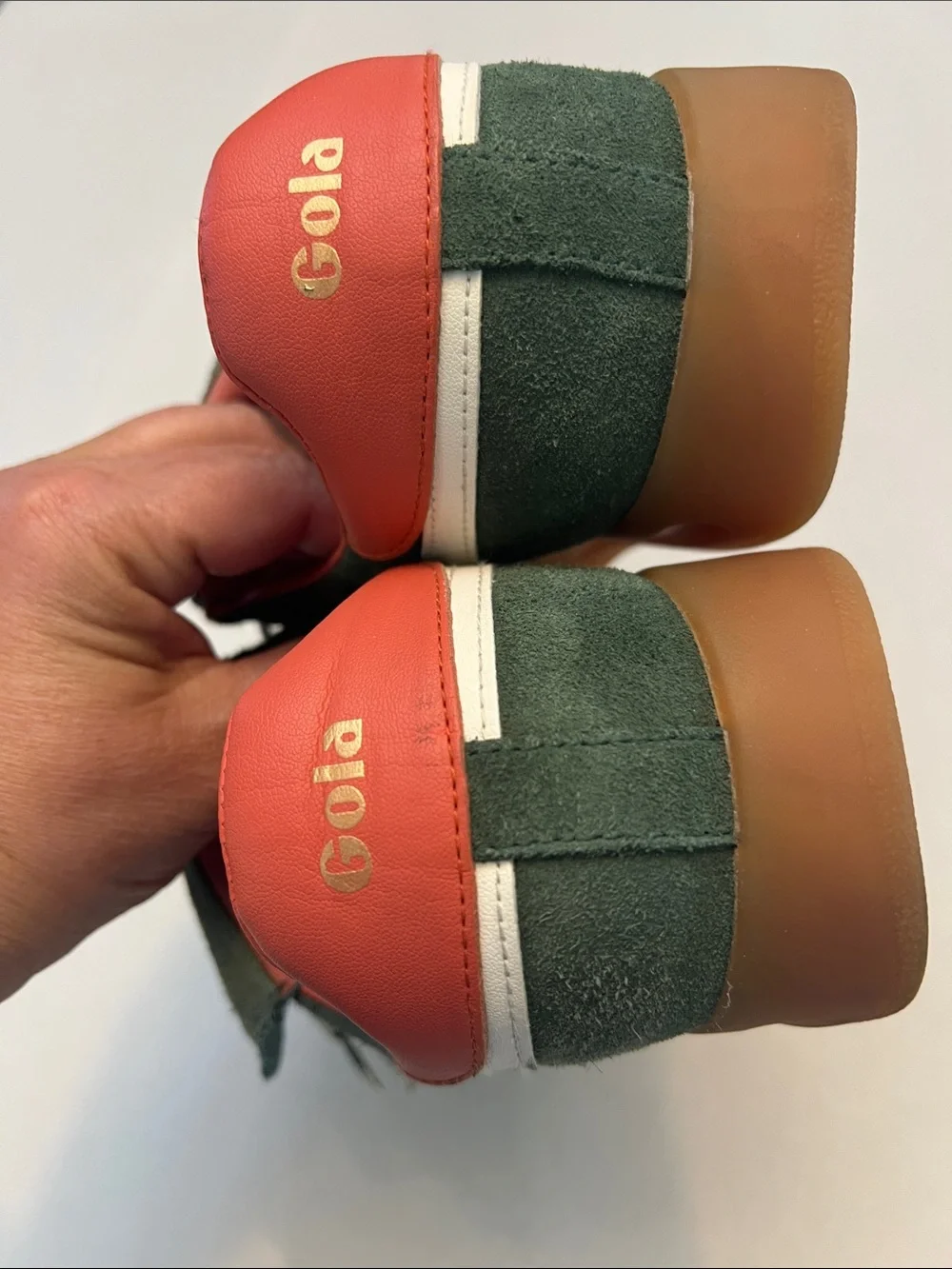 GOLA STADIA SUEDE 86 SNEAKER IN GREEN AND WHITE WOMENS SIZE 8 - Picture 5 of 12